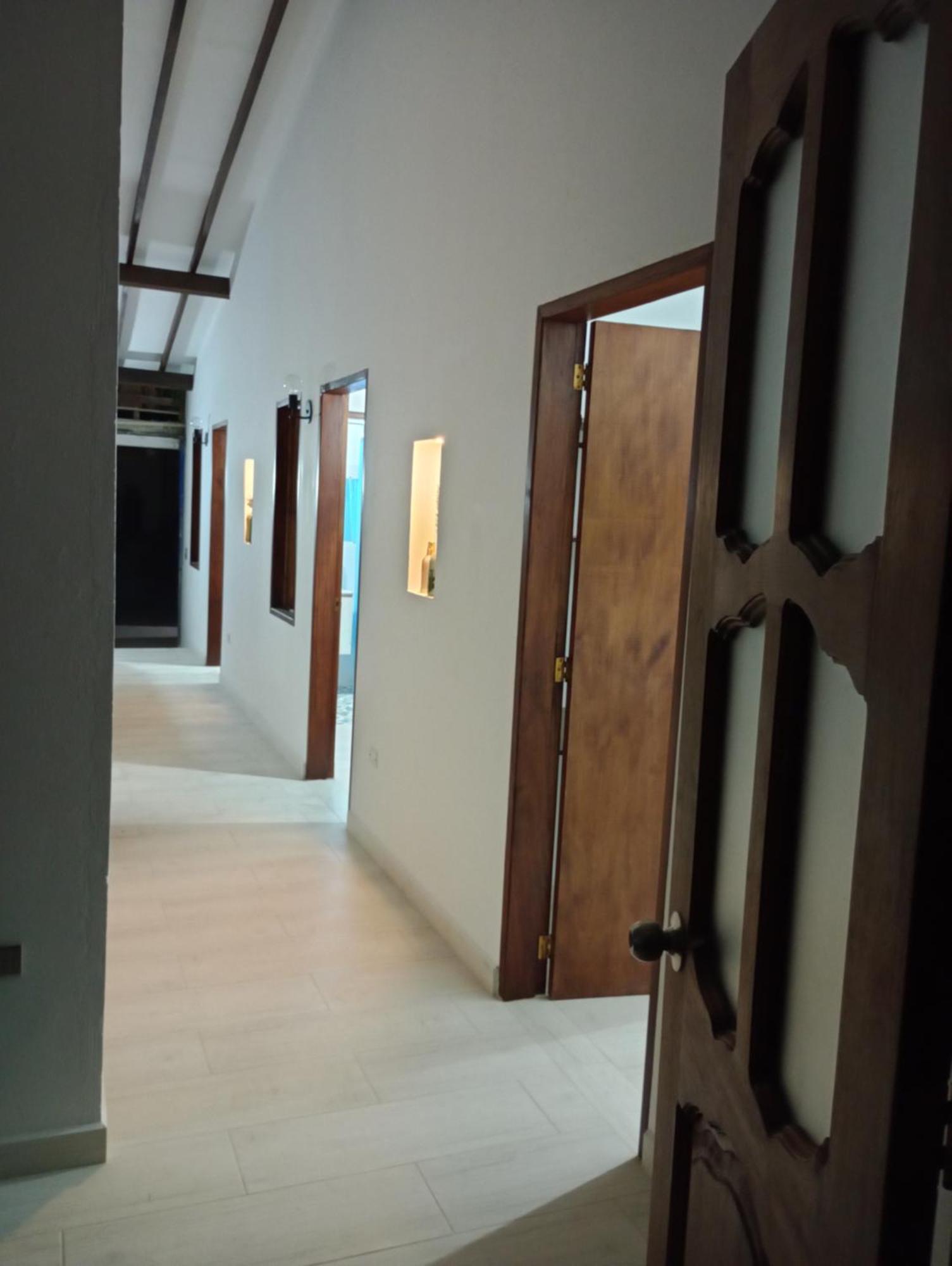 Hostal Famihotel Fundadores Jardín Eksteriør bilde